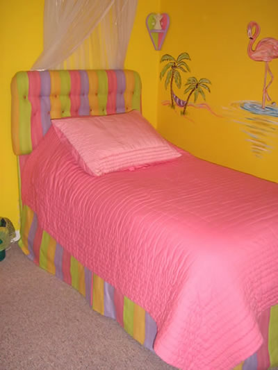 Tufted Headboard, Duvet Cover, Mural by In-Colors Tufted Headboard, Duvet Cover, Mural by In-Colors
